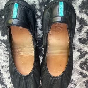 Black Tieks size 7